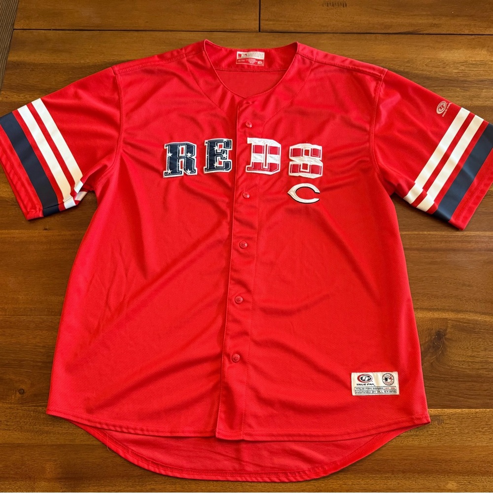 True Fan XL Cincinnati Reds Stars & Stripes MLB Baseball Jersey Red Patriotic